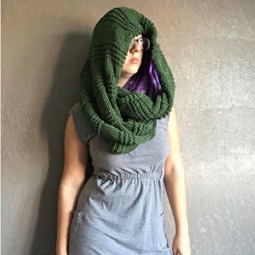 Cowl scarf - Picture 2 of 3